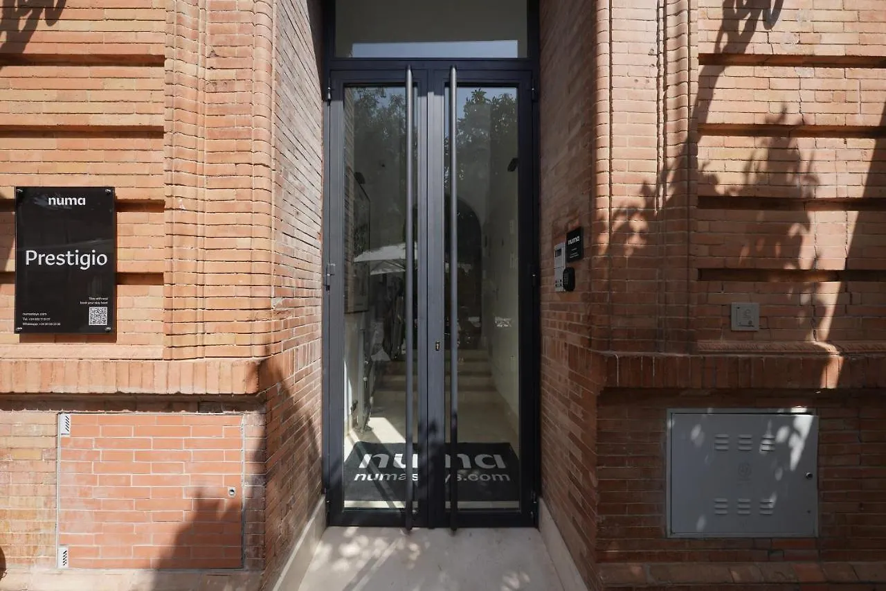 Numa Seville Prestigio